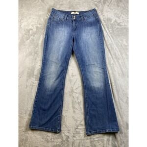 Levis 526 Women's Jeans Slender Bootcut‎ Flap Pocket Distressed SZ 6 S/C 30x30